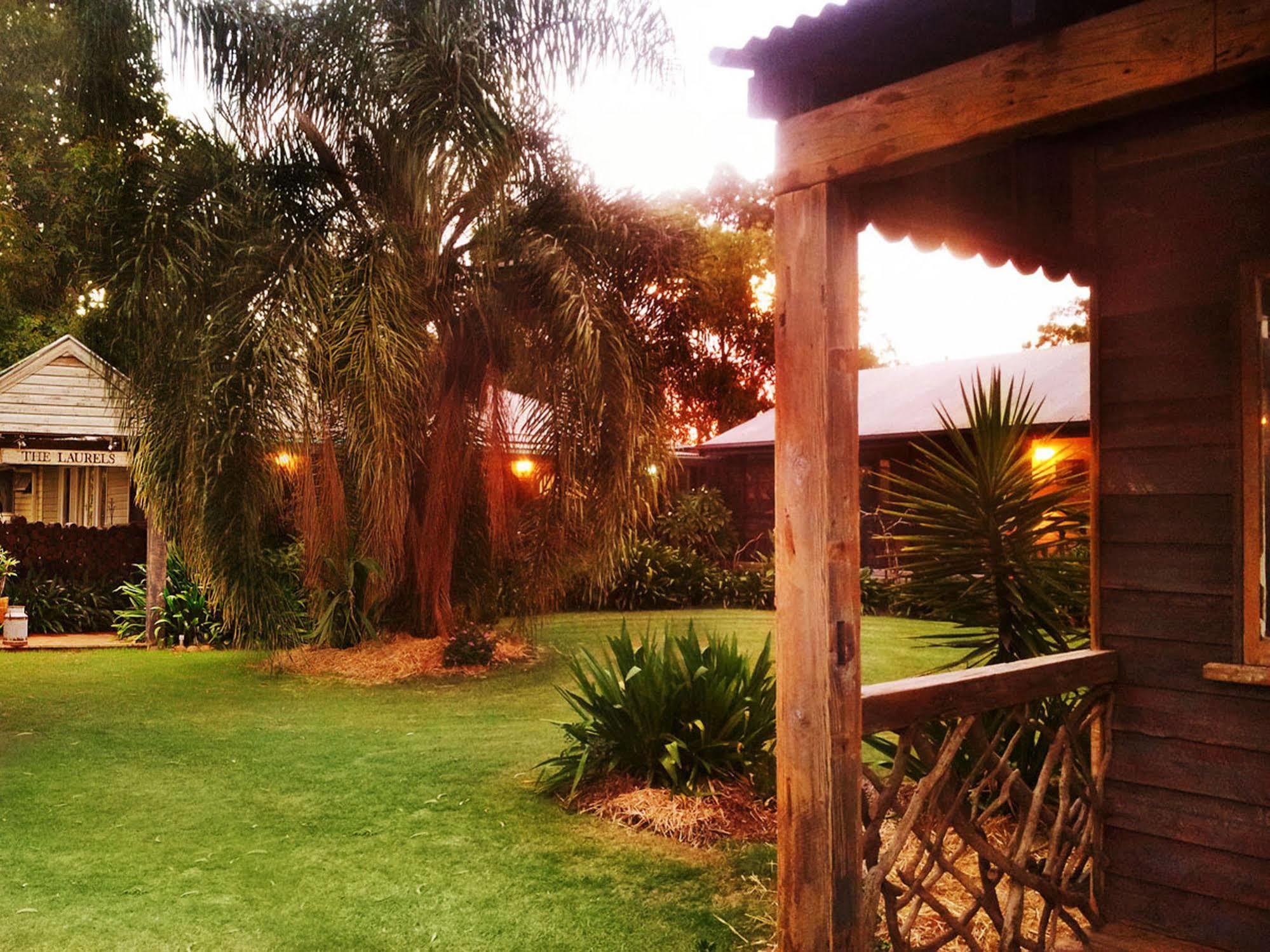 The Laurels Of Chinchilla Hotel Buitenkant foto